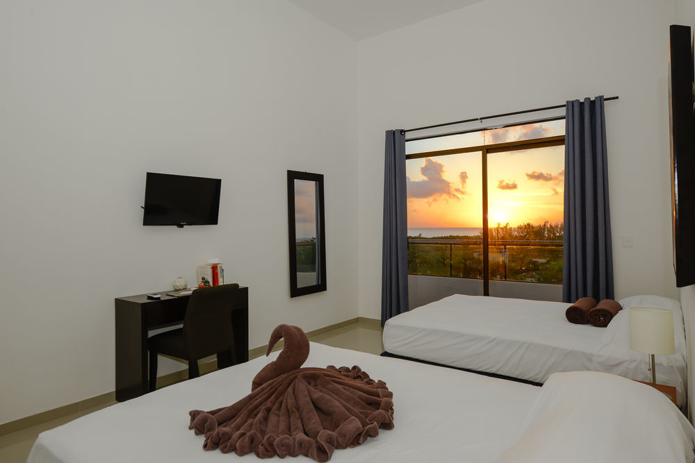 La Playa Condo Playa del Carmen Bagian luar foto